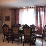 Lake View Apartment! 200M2